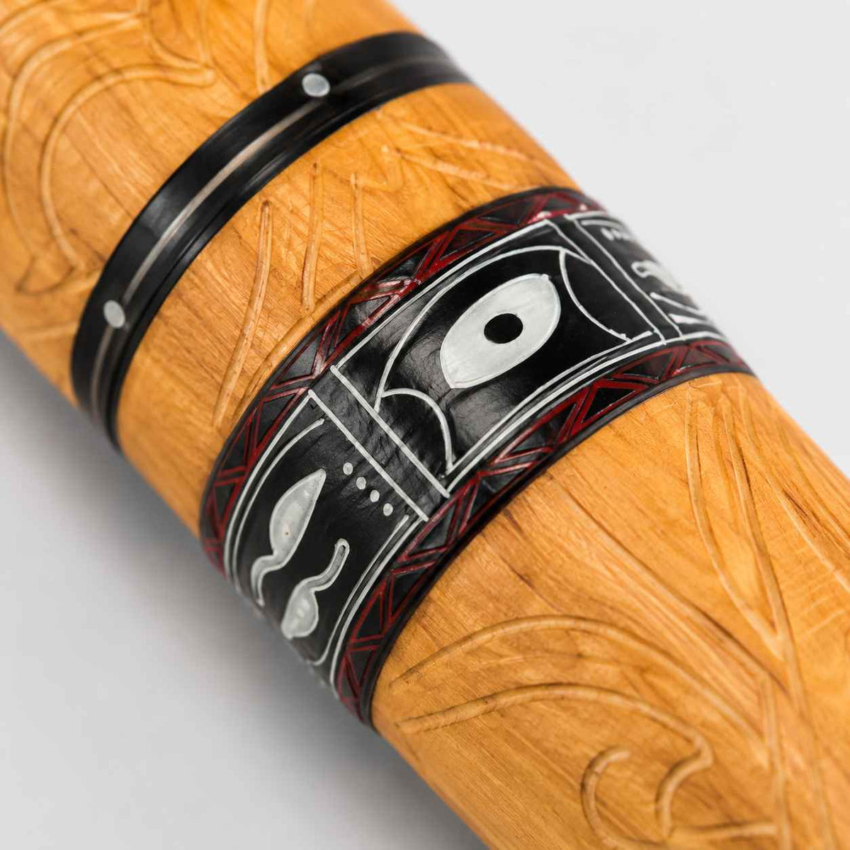 Didgeridoo Bambus Braun mit Handmalerei – Stimmung D#