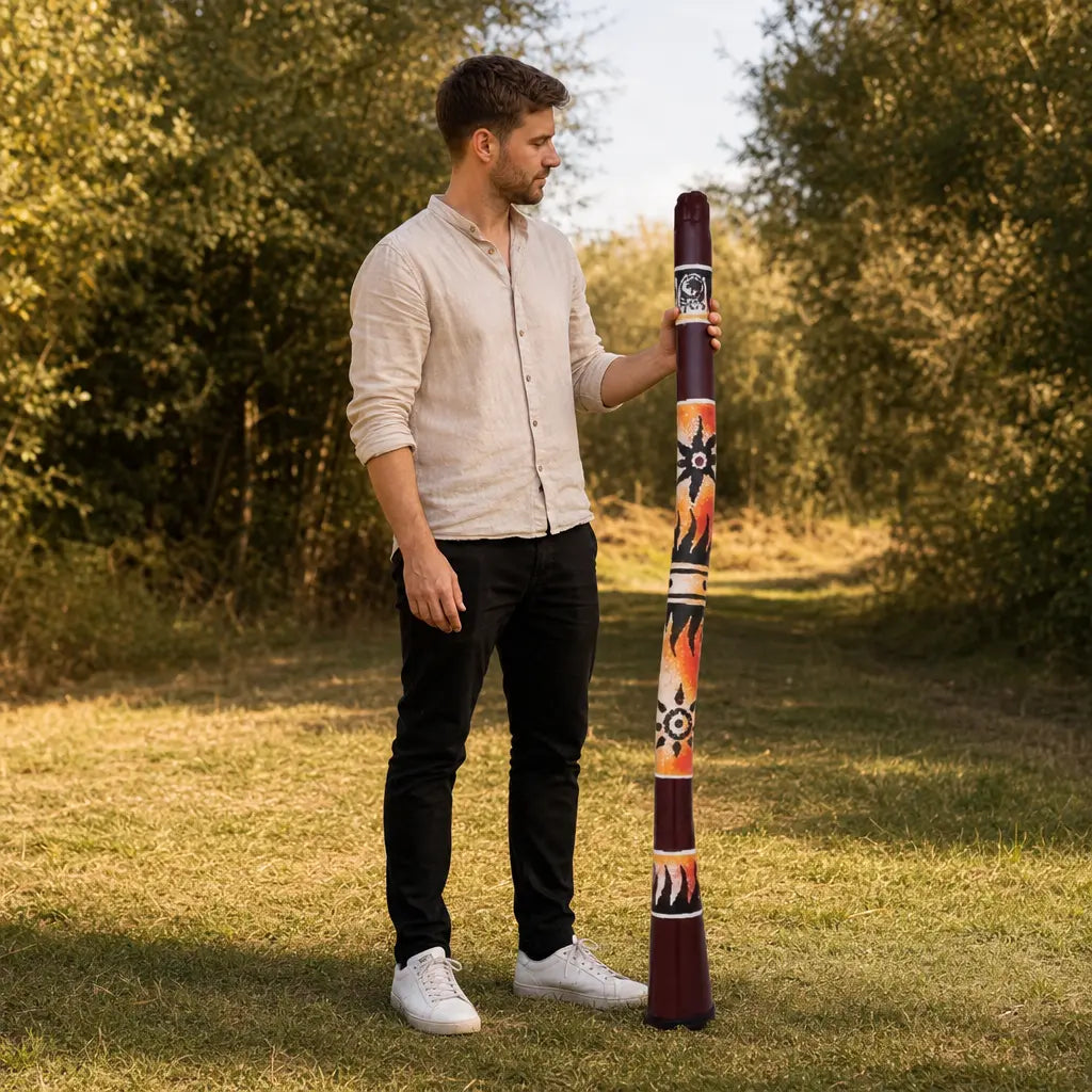 Didgeridoo aus Kunststoff gebogen im Tribal Sun Design